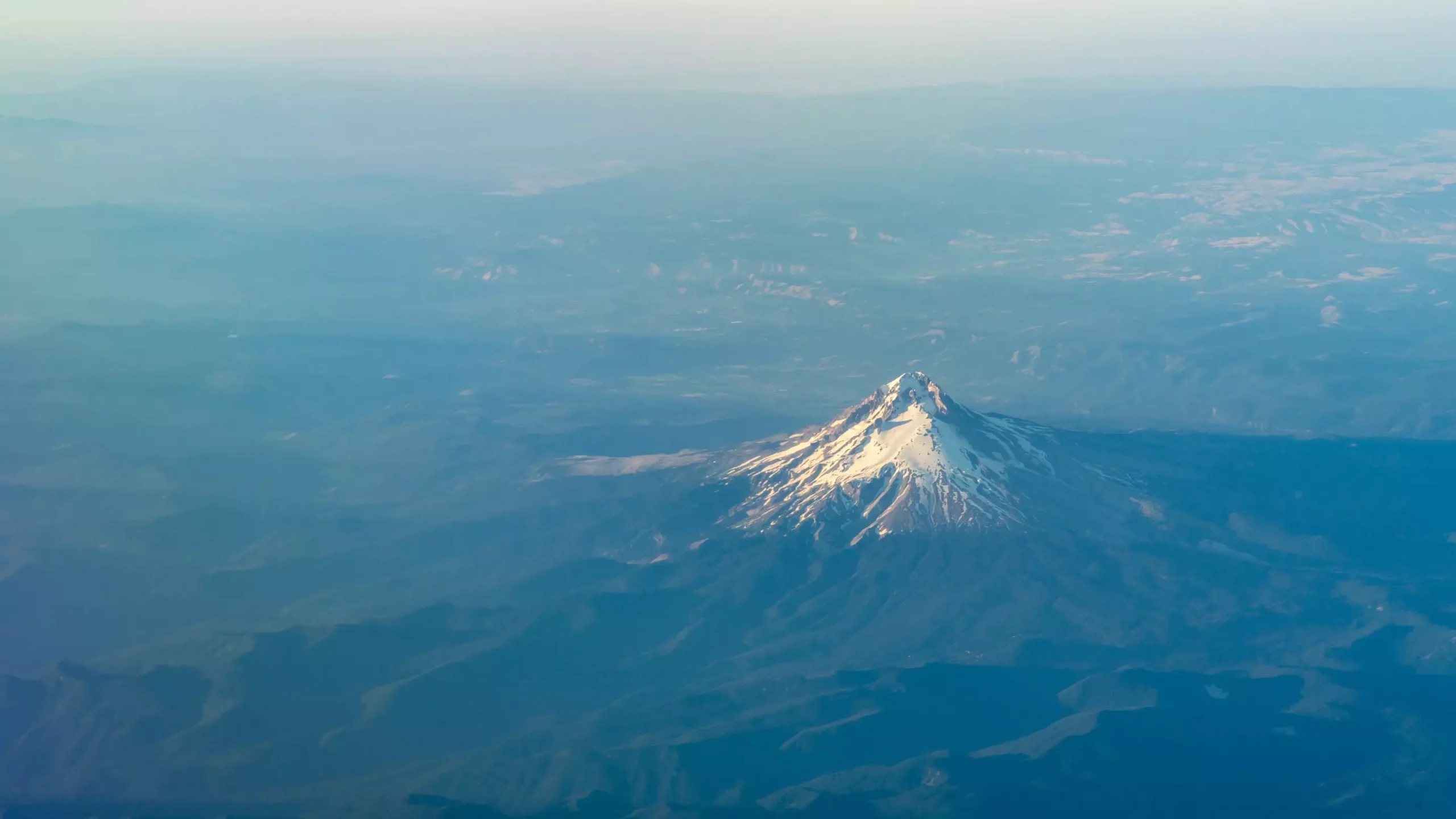 Alaska Airlines Faces Technology Glitch Amid Cybersecurity Concerns