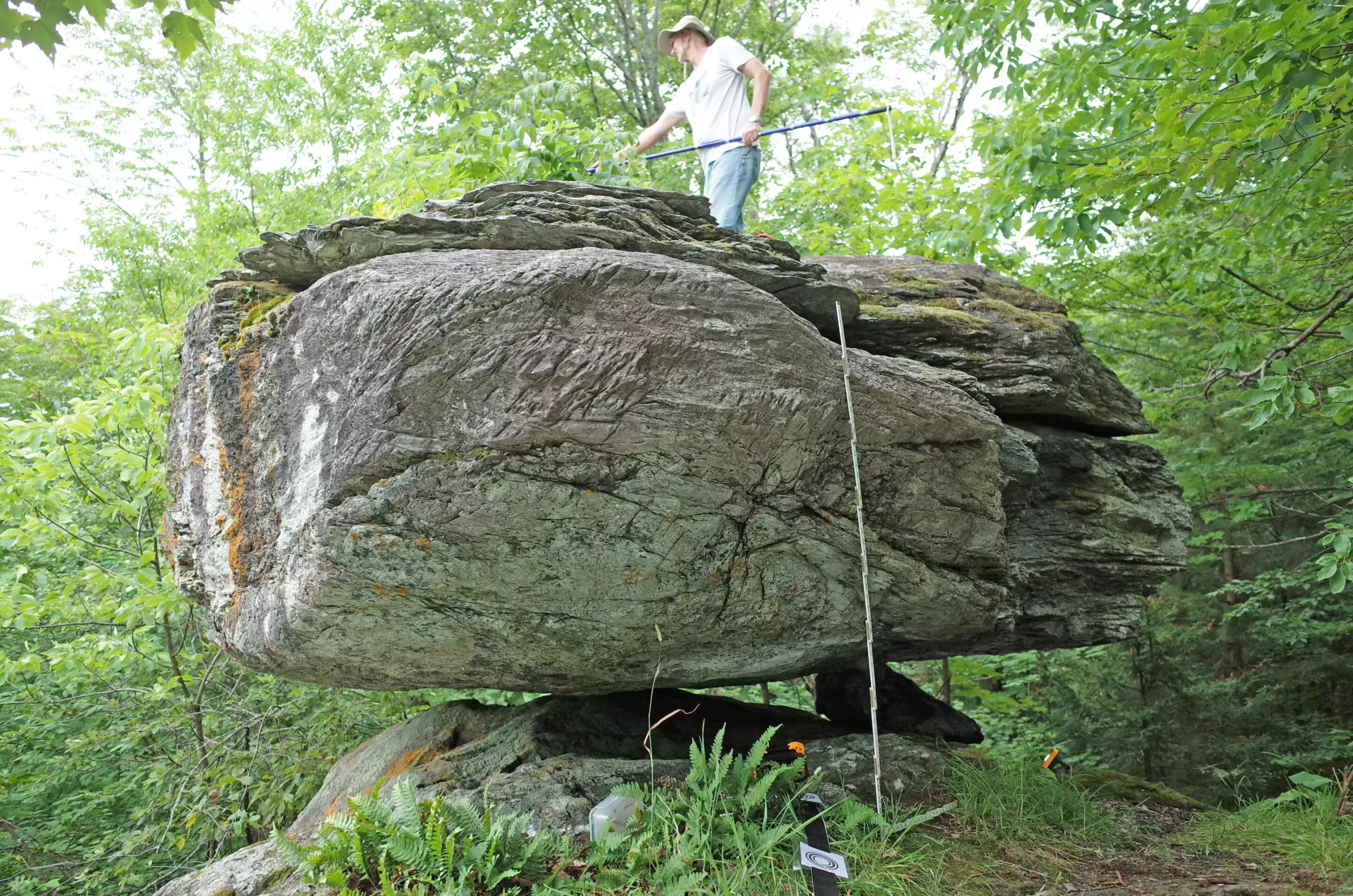 Evaluating Earthquake Risks through Precariously Balanced Rocks in Northeastern US