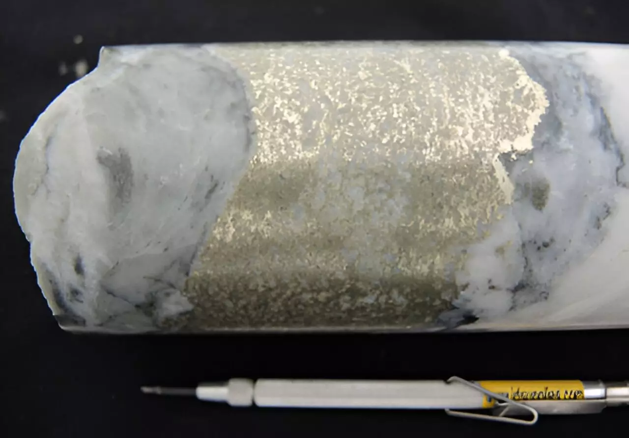Unlocking the Hidden Wealth of the Oceans: The Future of Gold Mining Lies Beneath the Surface