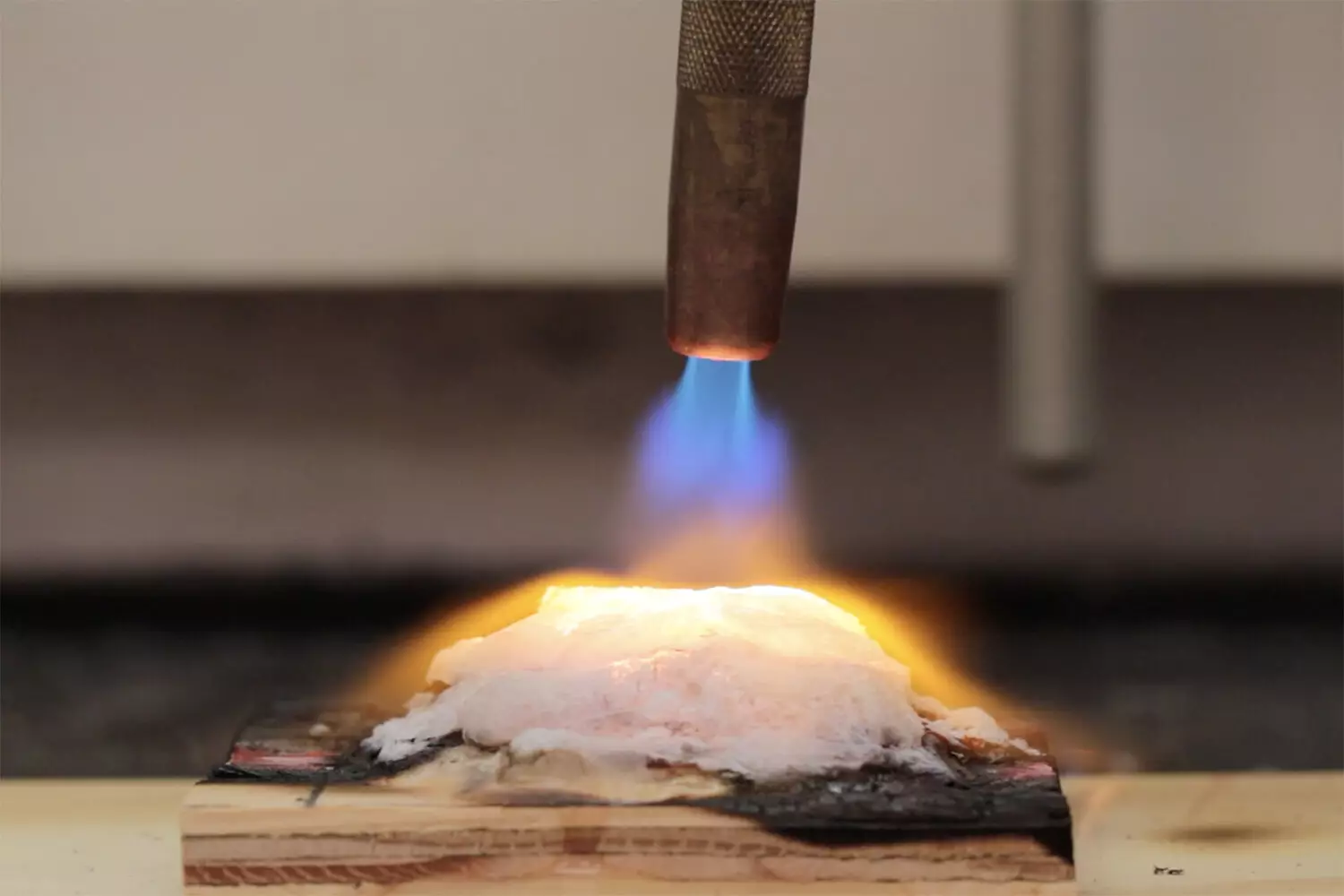 Revolutionizing Wildfire Defense: The Power of Smart, Resilient Gel Technology